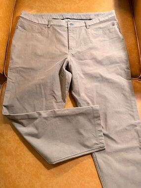 Lululemon Men's Classic Chino Pants in Light Taupe